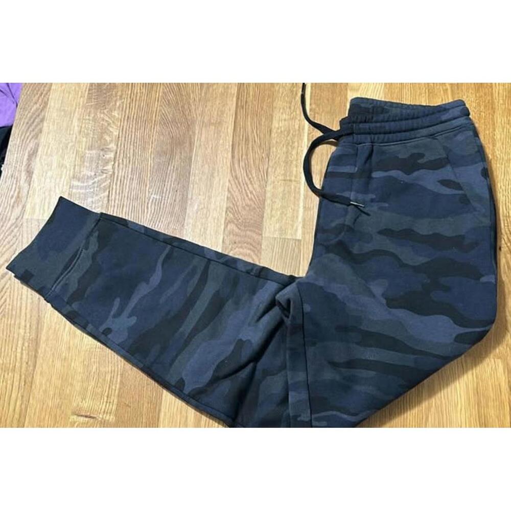 Black Camo Unisex Jogger - XS